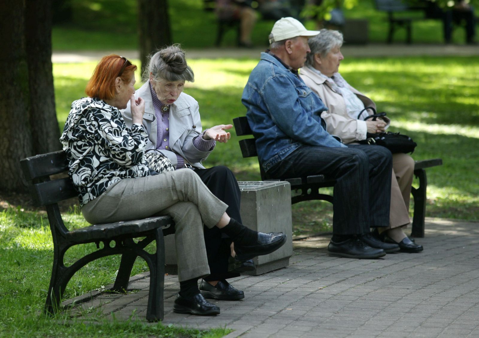 Украинцы смогут раньше выходить на пенсии: все подробности тут