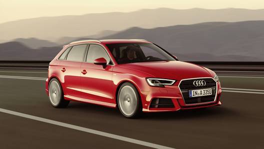 Автомобили Audi отзывают из-за проблем с задним ходом и не только