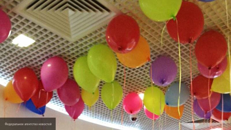 Экологи попросили выпускников не запускать воздушные шары в небо