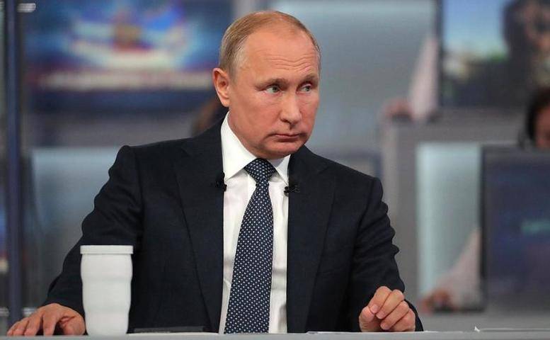 Более миллиона обращений поступило на прямую линию с Владимиром Путиным
