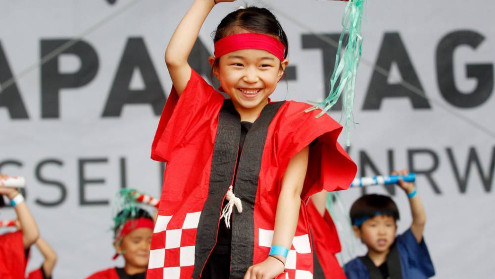 Непослушных детей запретят не только шлёпать, но и стыдить - японские СМИ