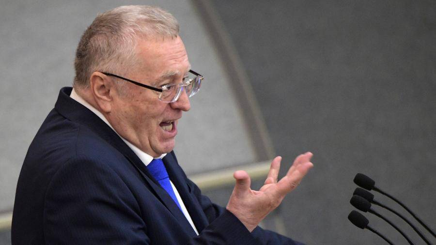 Жириновский со скандалом покинул заседание Госдумы