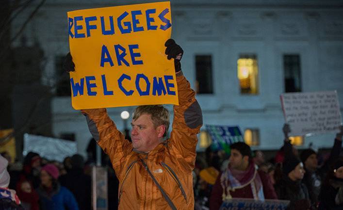 The Washington Post (США): Трамп обещает, что со следующей недели начнутся массовые аресты иммигрантов и депортация «миллионов чужаков»