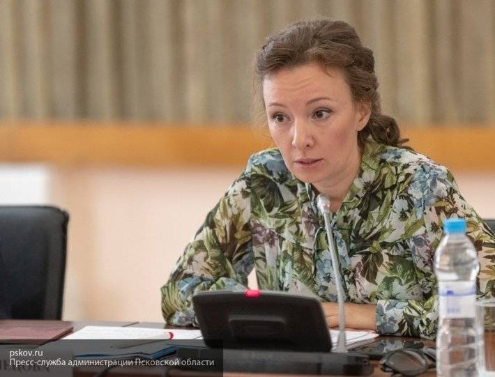 Кузнецова рассказала о подготовке поправок в закон для поддержки выпускников детдомов