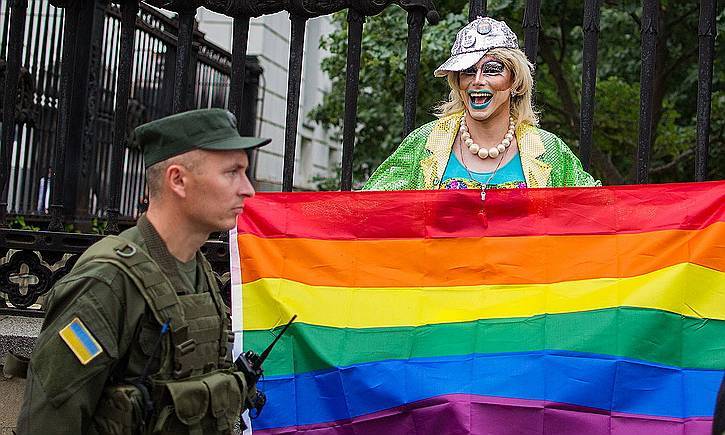 Соратник Яценюка не по-европейски покатил бочку на геев в Верховной Раде | Политнавигатор