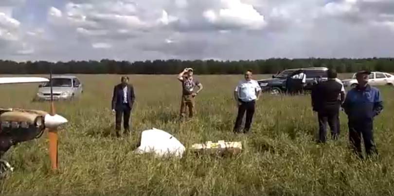 В поле в Башкирии экстренно сел поврежденный самолет (ВИДЕО)