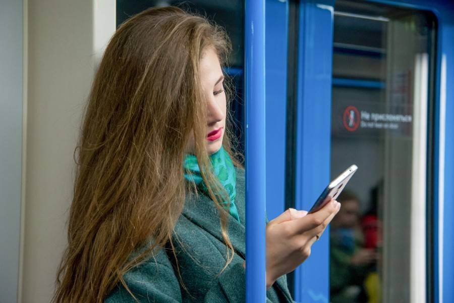 Россиян могут начать информировать о начале судебных разбирательств по SMS