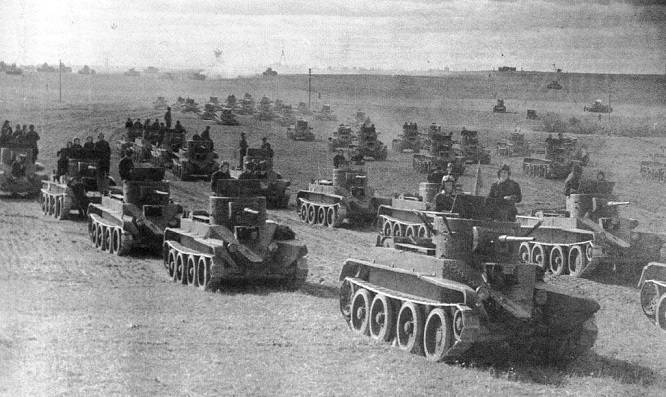 «Полный разгром»: как СССР потерял за два месяца 15 тысяч танков | Русская семерка