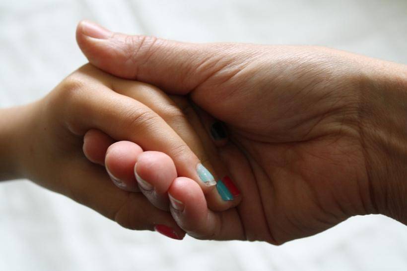 Ученые: Состояние ногтей может предупредить об опасных болезнях
