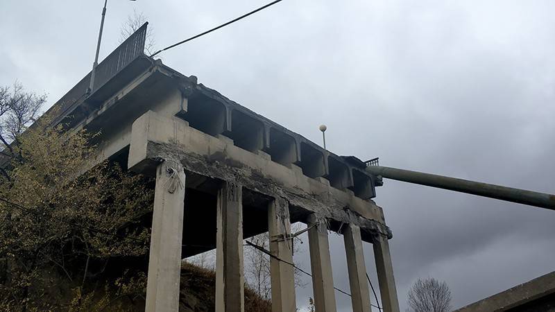 В Подмосковье обрушился мост через реку - tvc.ru - Московская обл.