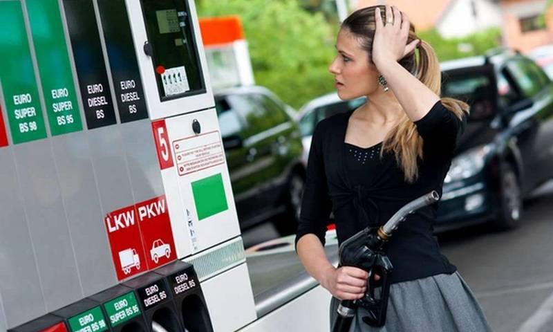В России запретили говорить о росте цен на бензин