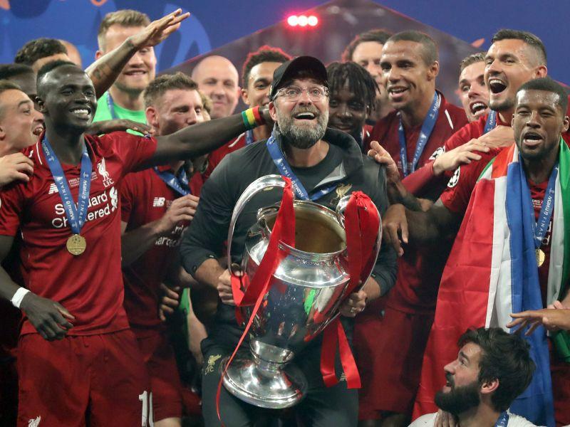 Торжество "красных": "Ливерпуль" в шестой раз в истории выиграл Лигу Чемпионов