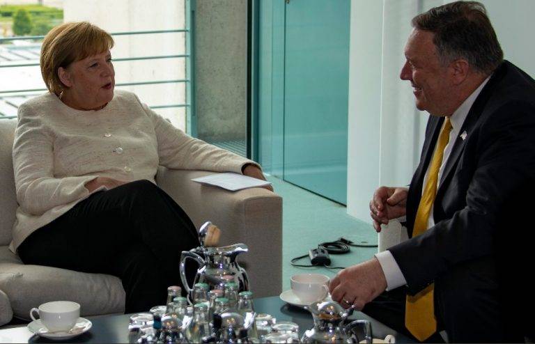 Помпео и Меркель обсудили поддержку Киева в борьбе с Россией