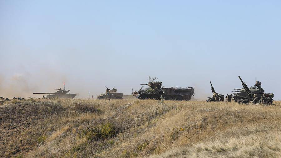 Украинские военные провели учения в Азовском море