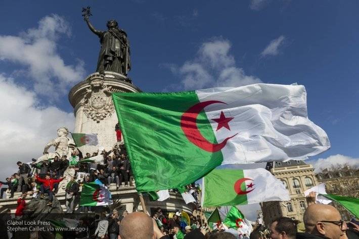 Временный глава Алжира не покинет свой пост до избрания нового лидера