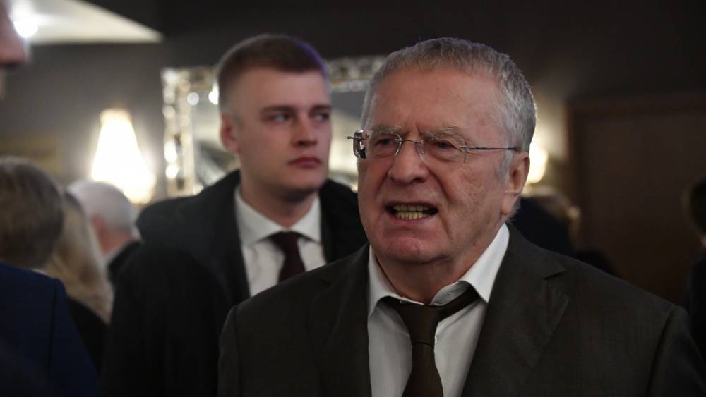 "Мне противно": Жириновский в знак протеста и в защиту русских покинул зал Госдумы