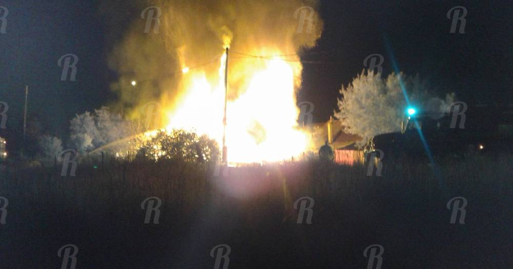 В Смоленске на Таборной Горе сгорел дом