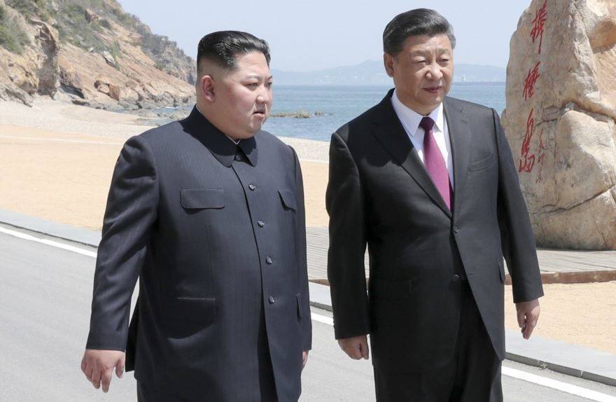 Китайский лидер впервые приехал в КНДР