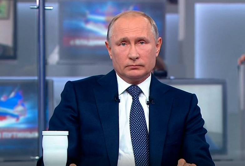 Прямая линия президента. Владимир Путин сегодня в прямом эфире ответит на вопросы россиян