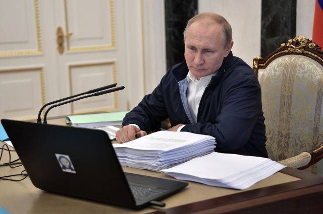 Песков: Путин лично отсмотрел большой массив обращений к прямой линии