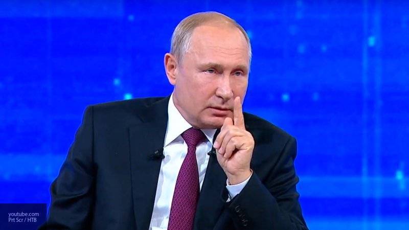 Путин заявил, что проблему с мусором нужно решить оперативно, люди не должны ждать 20 лет