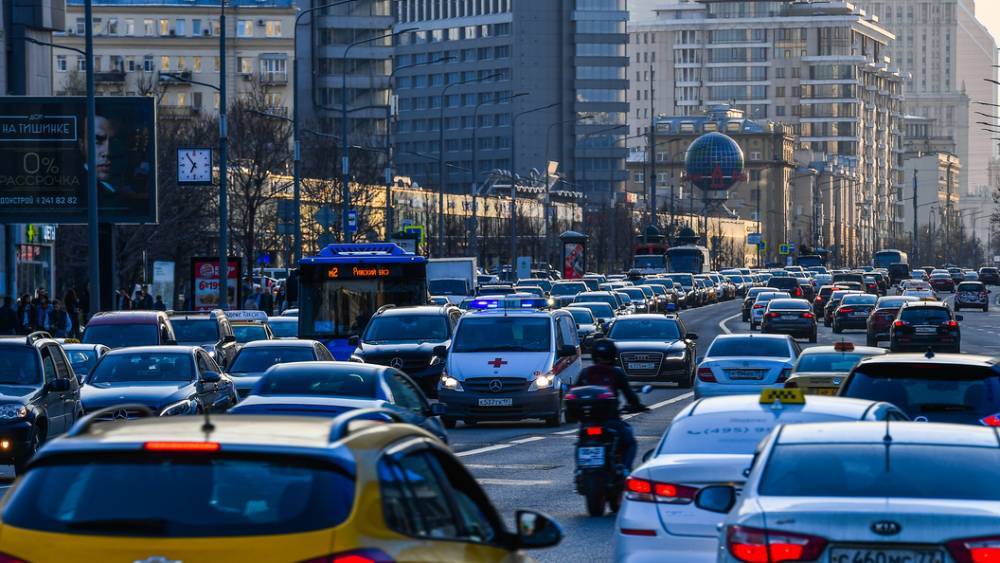 "Революция нас ждет впереди"? Для автомобилистов в России готовят новый штраф