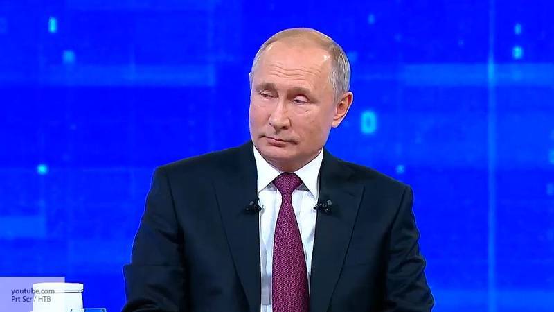 Путин призвал ЦБ обратить внимание на риски при кредитовании россиян