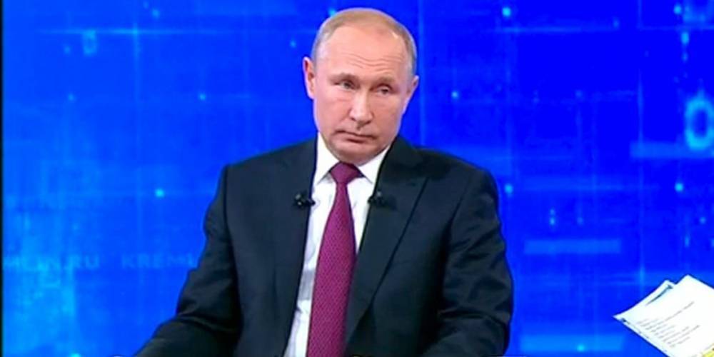 Путин обратил внимание ЦБ на опасность возникновения кредитных "пузырей"