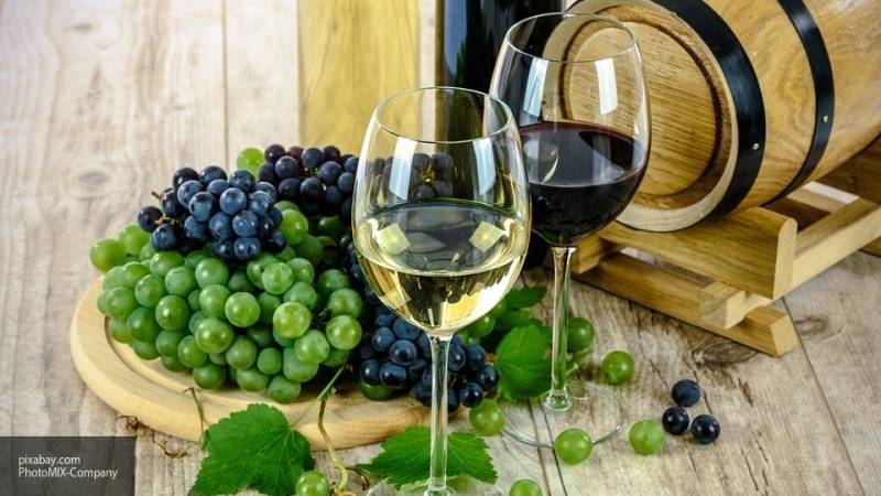 Рестораны могут обязать выделять вина российских производителей в меню