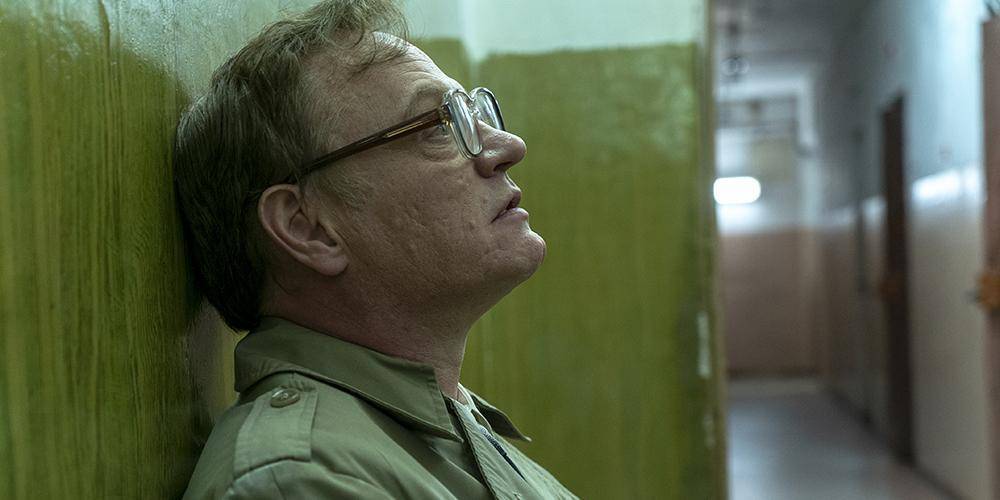 Сыгравший Легасова актер сравнил недовольство "Чернобылем" с защитой идеологии Гитлера