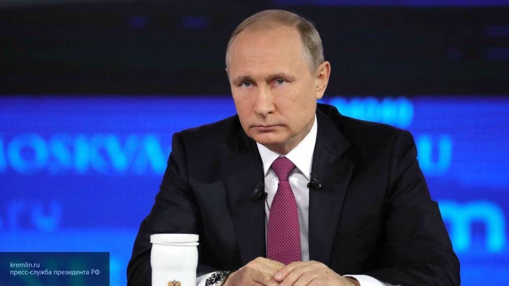 Россия является единственной великой военной державой, сокращающей расходы на оборону, заявил Путин