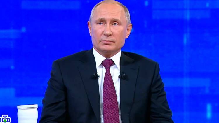 Путин на Прямой линии оценил возможность возврата к социализму