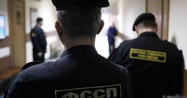 Российским тюремщикам поднимут пенсии