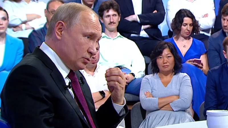 Путин согласился с идеей чаще использовать залог вместо ареста