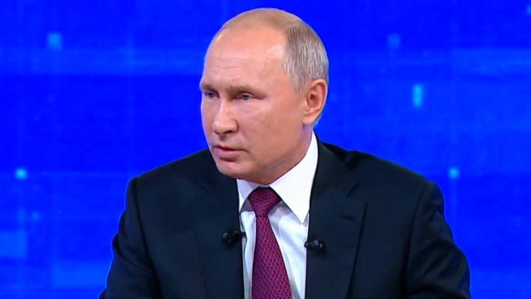 Путин отметил вклад частных охранных компаний в борьбу с боевиками в САР