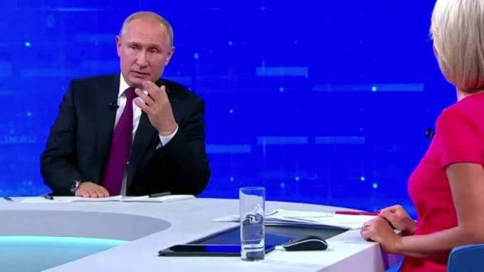 Путин: Вопрос об объединении РФ и Белоруссии  в одно государство не стоит