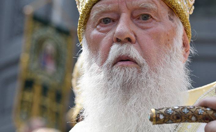 Вести (Украина): Филарет восстановил УПЦ Киевского патриархата и отрекся от томоса