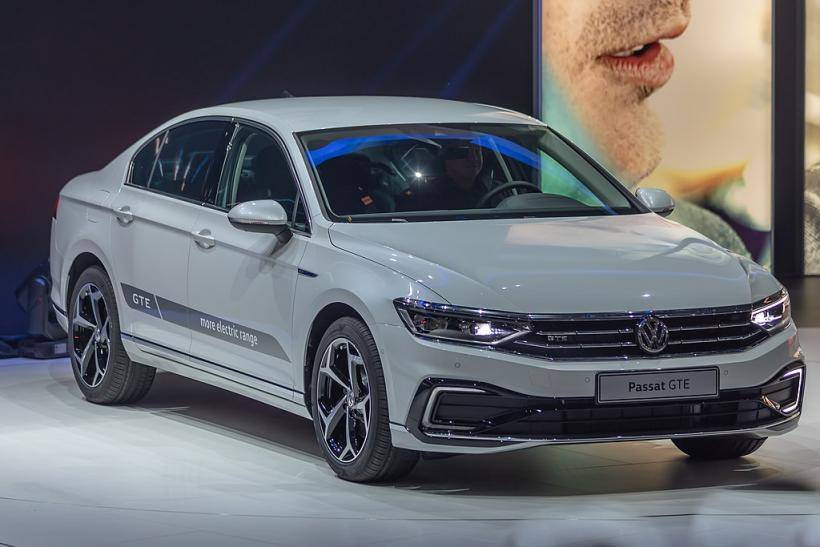 Обновлённый Volkswagen Passat на российском рынке в декабре 2019