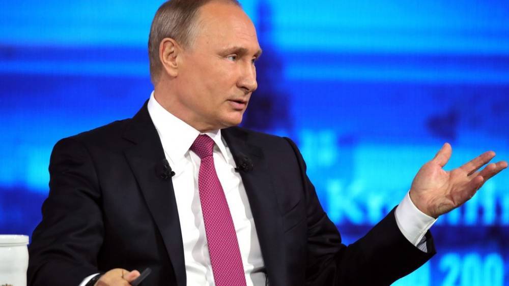 "Пропагандисты прокололись": Украинские СМИ углядели "неожиданную" реакцию Путина на "острый" вопрос