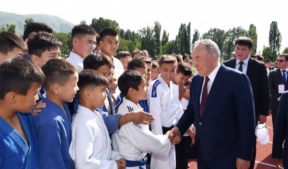 Назарбаев открыл новый спорткомплекс в Алматинской области