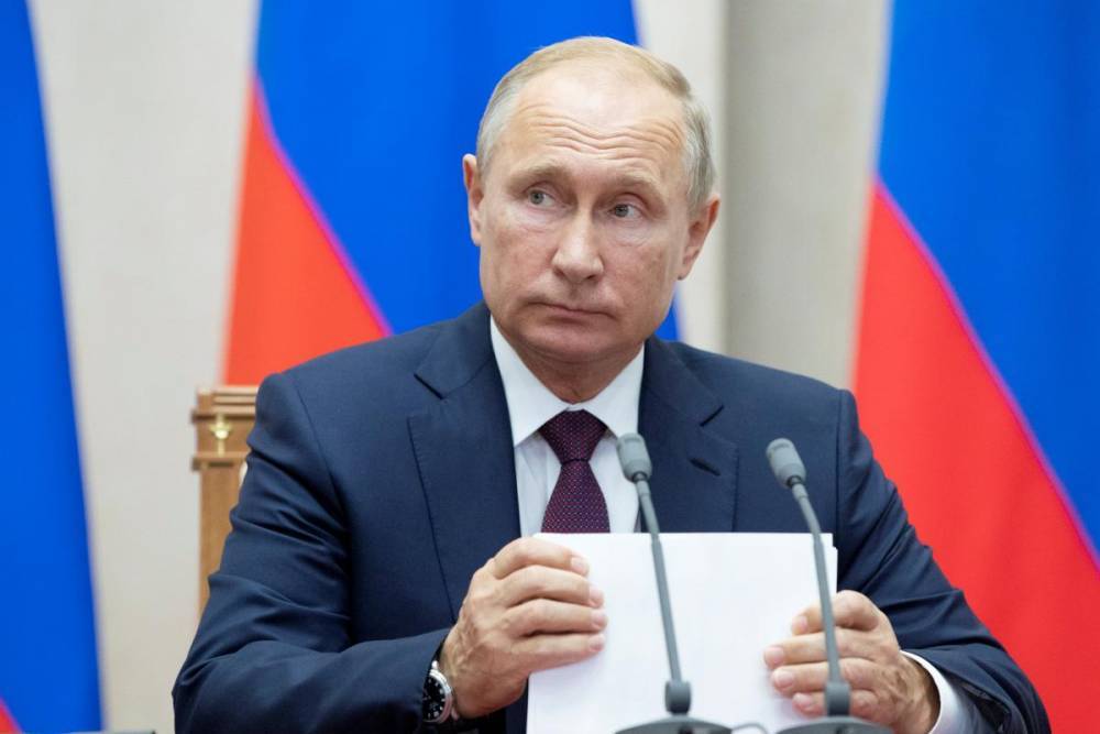 ЕС нанес России удар ниже пояса: Путин умоляет о пощаде, готов отдать Крым