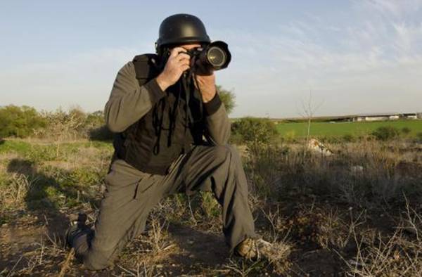 Сохранить в себе человеческое: военные журналисты о том, как война меняет людей
