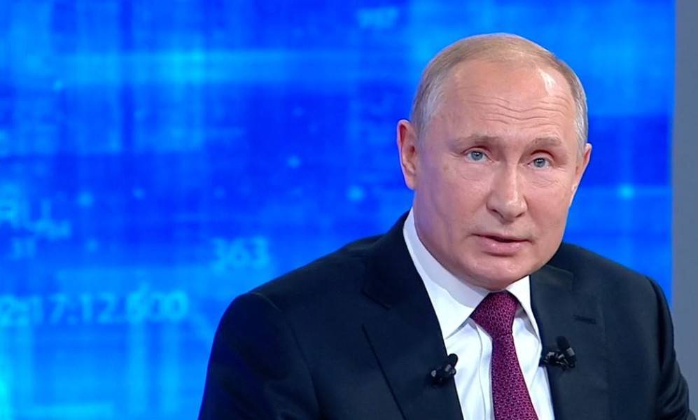 Путин ответил на критику "Единой России"