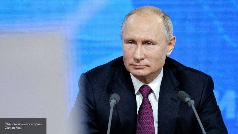 Путин посоветовал выпускникам выбирать профессию душой