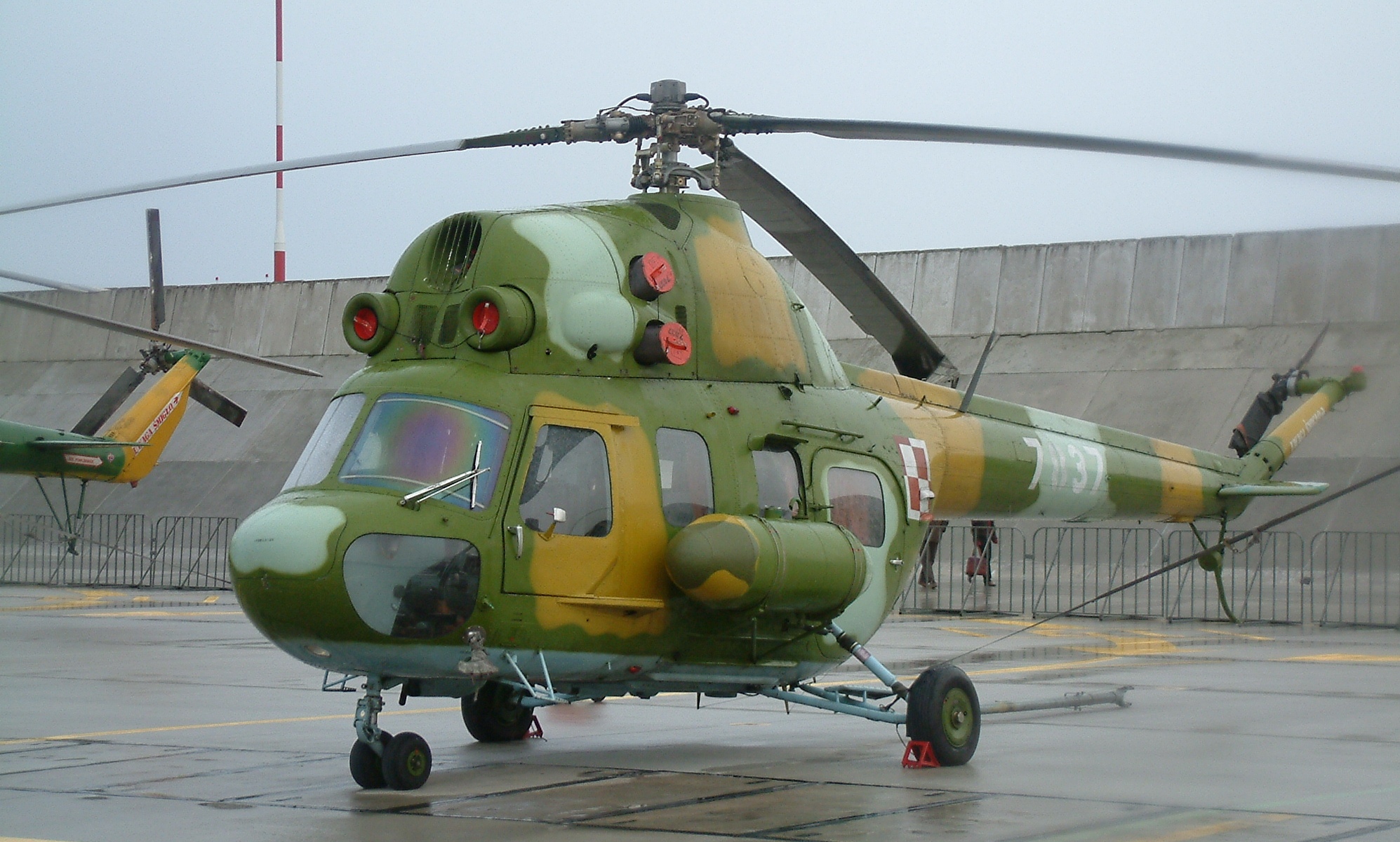 В России разбился вертолёт: пилот погиб