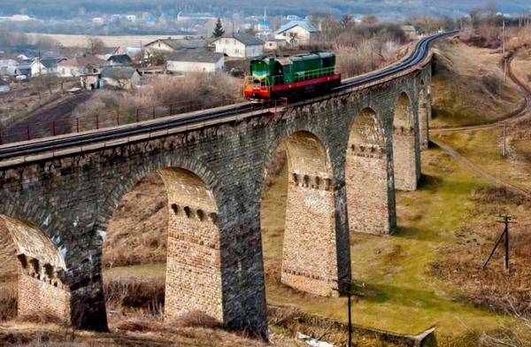 Унікальні мости України: 12 шедеврів