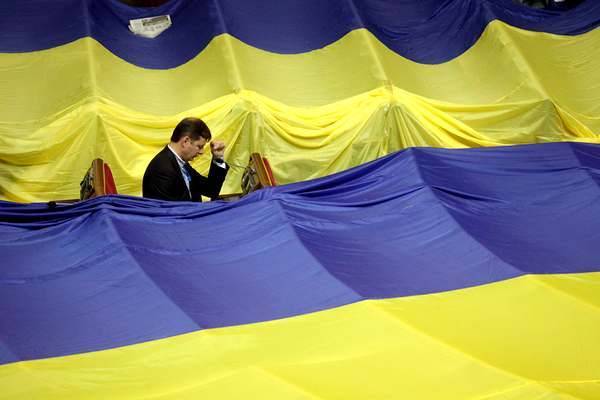 Такая оппозиция украинцам не нужна. Она нужна только власти, ненавидящей украинцев