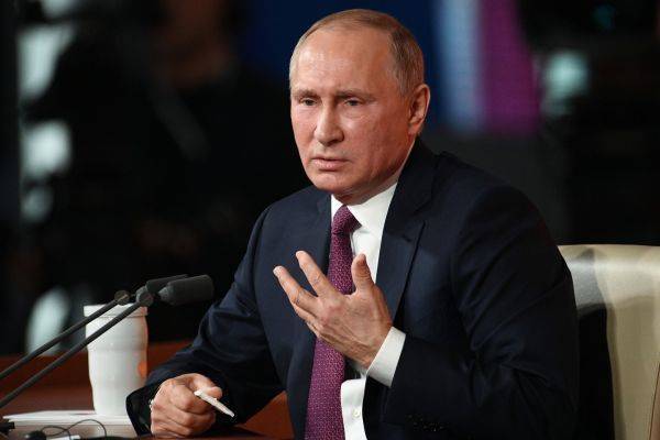 Путин пообещал повышение пенсий в России в ходе «Прямой линии»