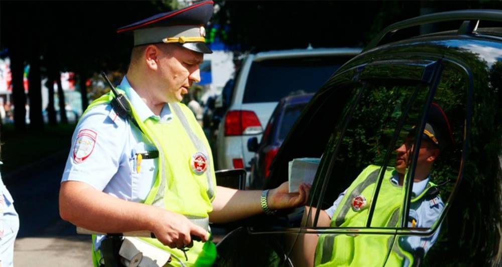 Автоинспекторам могут дать полномочия ограничивать водительские права без суда
