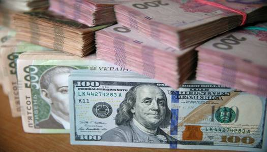 На Тернопільщині працівник банку викрав з каси круглу суму грошей